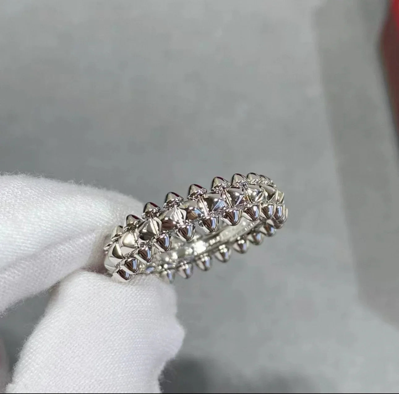 Seiko Rose Gold Plated Rivet Ring with Rotatable Bullet Design High-End Light Luxury Niche Finger Ring