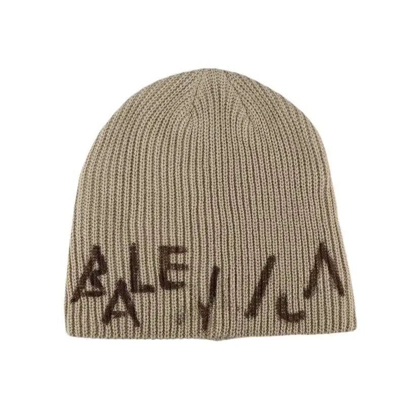 American Retro Letter Knitted Beanie Hat Women'S Autumn Winter Warm Overhead Scarf Small Face Effect Yarn Wrapped Cold Hat