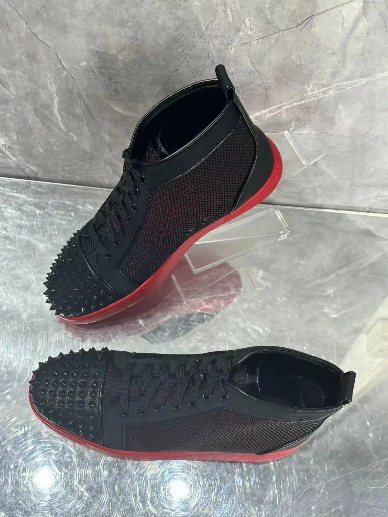 Black Full Rivets Mesh Casual Sports Shoes Men Lace-Up High-Top Sneakers Male Flat Red Sole Fashion Designer Style Zapatillas DE
