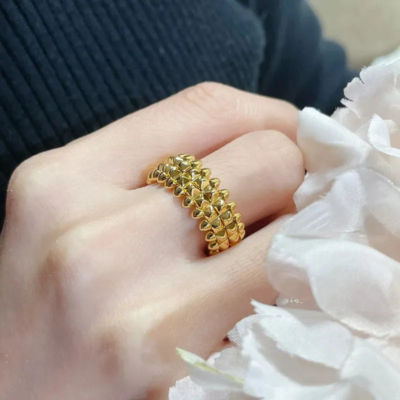Hot Selling Classic 925 Sterling Silver Rivet Ring for Women'S Punk Personality Fashion Luxury Jewelry Party Gift