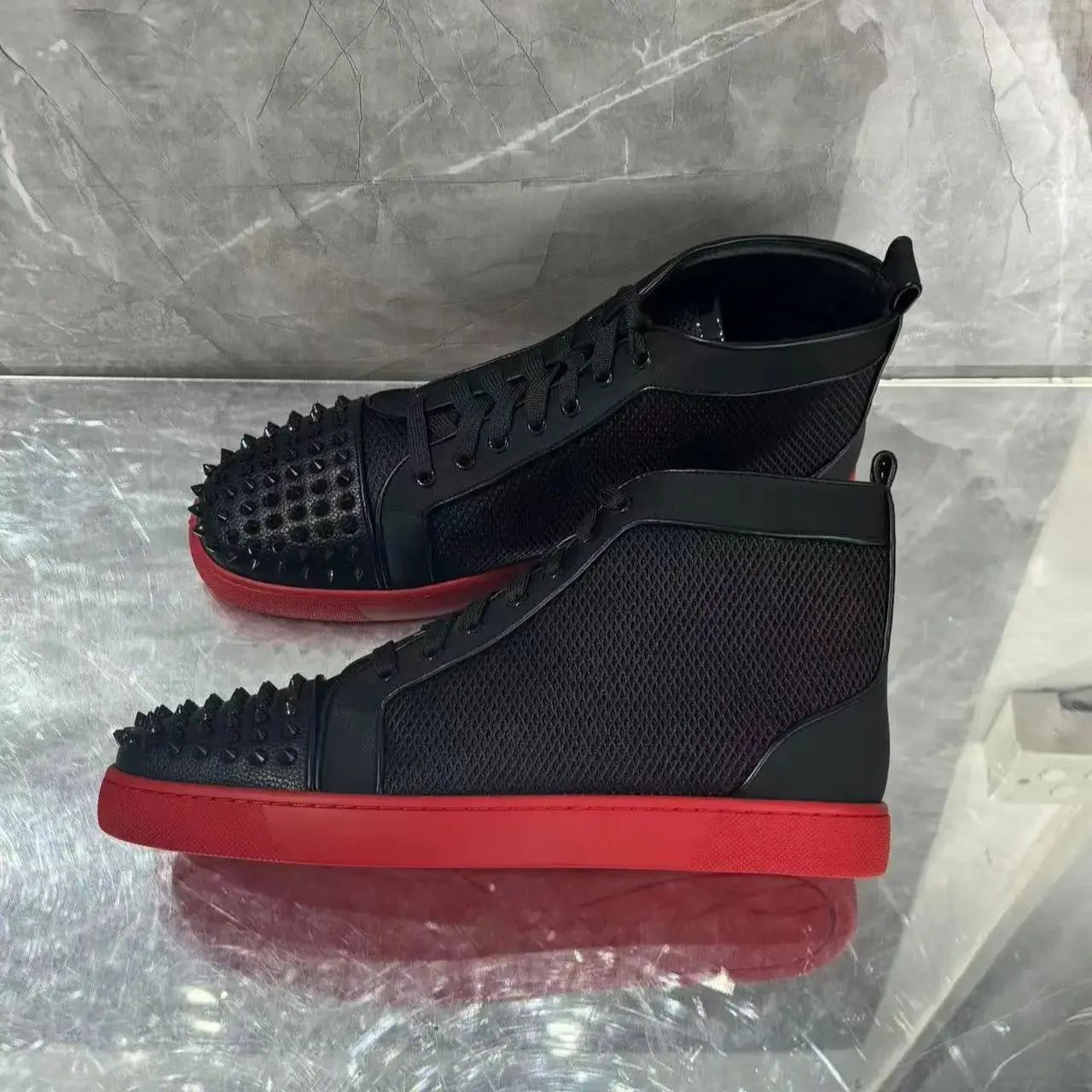 Black Full Rivets Mesh Casual Sports Shoes Men Lace-Up High-Top Sneakers Male Flat Red Sole Fashion Designer Style Zapatillas DE