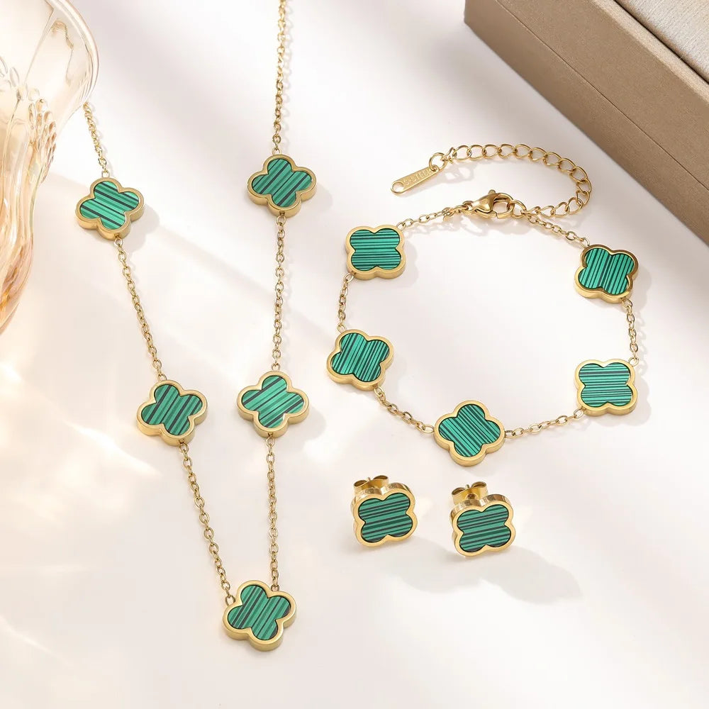 Fashionable and Elegant Luxury Stainless Steel Four-Leaf Clover Necklace and Bracelet Jewelry Set, Polished Flower Necklace