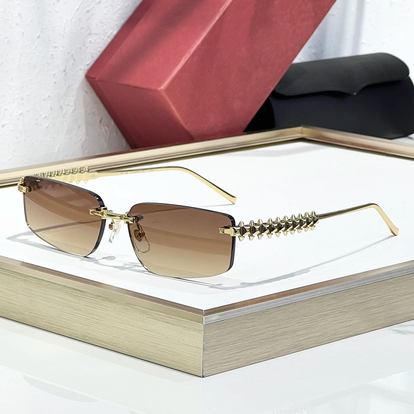 Designer Fashion Metal Rivet CT0544 Holiday Leisure Trendy Square Men Sunglasses