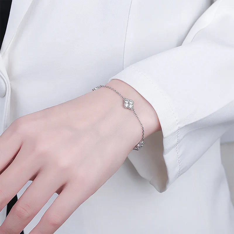 2.4Cttw D Color Moissanite Clover Bracelet 925 Sterling Silver Fine Jewelry White Gold Plated Charm Bracelets Bangle Wholesale