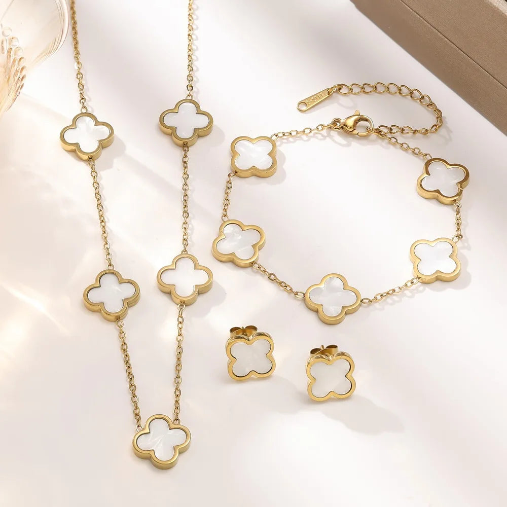 Fashionable and Elegant Luxury Stainless Steel Four-Leaf Clover Necklace and Bracelet Jewelry Set, Polished Flower Necklace