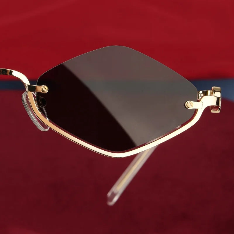 Luxury Women Metal Sunglasses Brand Designer Half-Frame Diamond-Shaped Eyeware Ladies Summer Travelling Beach for Sun Glasses