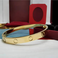 18K Gold Plated Diamond Studded Bangle Bracelet 💎