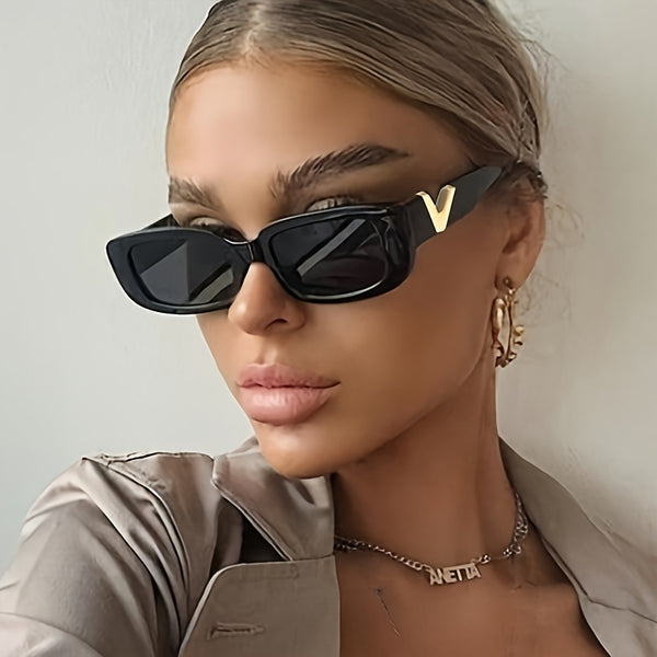 - V-Letter Temple Arms Women' Cat Eye with Anti-Glare Sunglasses ✨