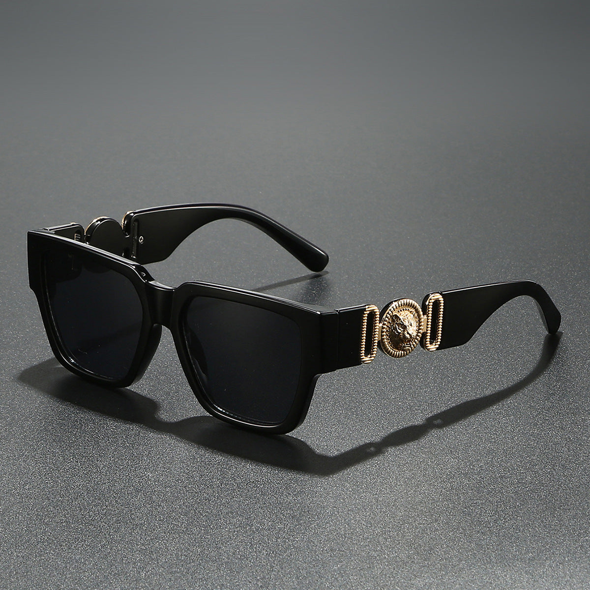 VER Style Glasses That Can Be Worn By Both Men And Women Sunglasses