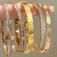 - 5/1pcs Creative Stainless Steel Four-leaf Flower Bracelet Set for Women ✨