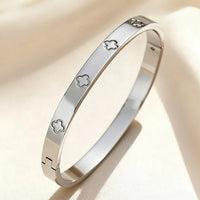 - 5/1pcs Creative Stainless Steel Four-leaf Flower Bracelet Set for Women ✨