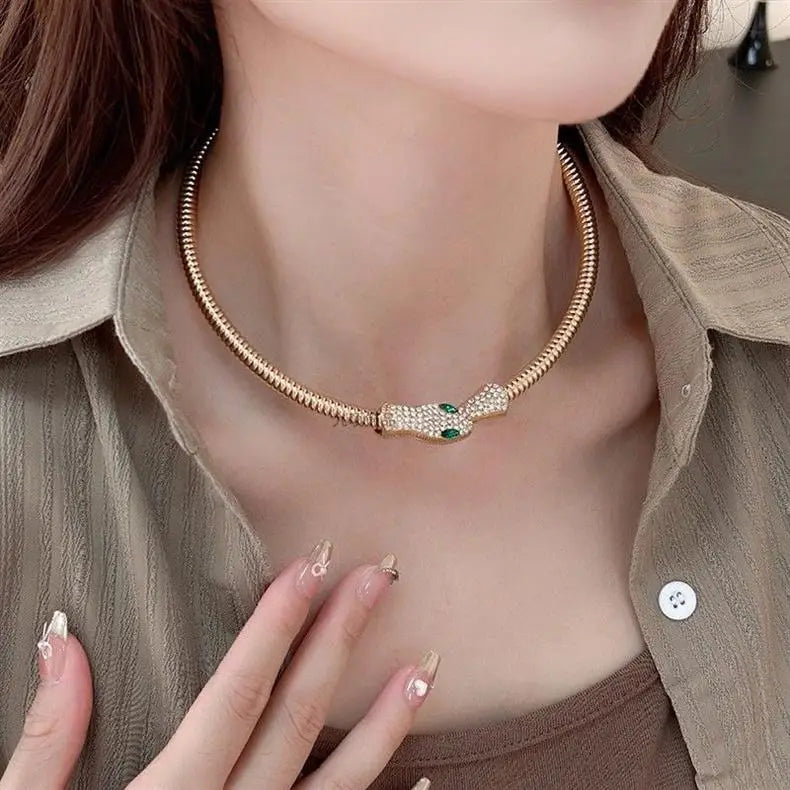 Cross-border High-end Fashion-forward Small Snake-shaped Bracelet 🐍