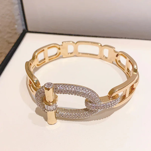 Bangle bracelet 18 k gold plated brass jewelry punk style belt court style for woman💎