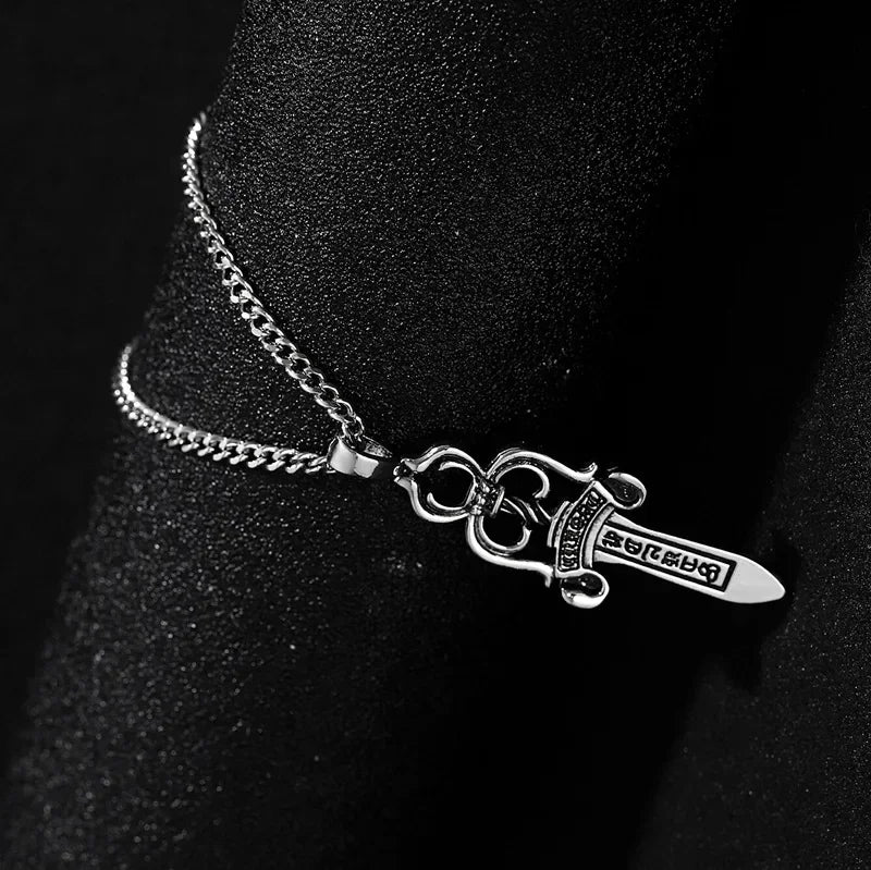 CRH Knight Star Large Sword Pendant Men's Punk Versatile Long Necklace ⚜️