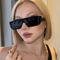 Square Frame One-piece Narrow-Brimmed Leopard Sunglasses 🕶️