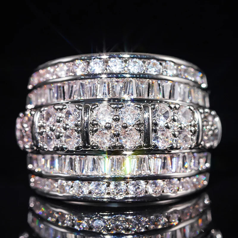 Cubic Zirconia Ring for Women Inlaid Bright 💍