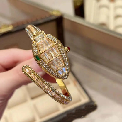 Luxury Banquet  Women's Snake-shaped Diamond-encrusted Bangle Quartz Watch 💎