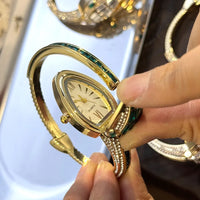 Luxury Diamond Embedded Fashionable Snake-Shape Bracelet Watch 💎