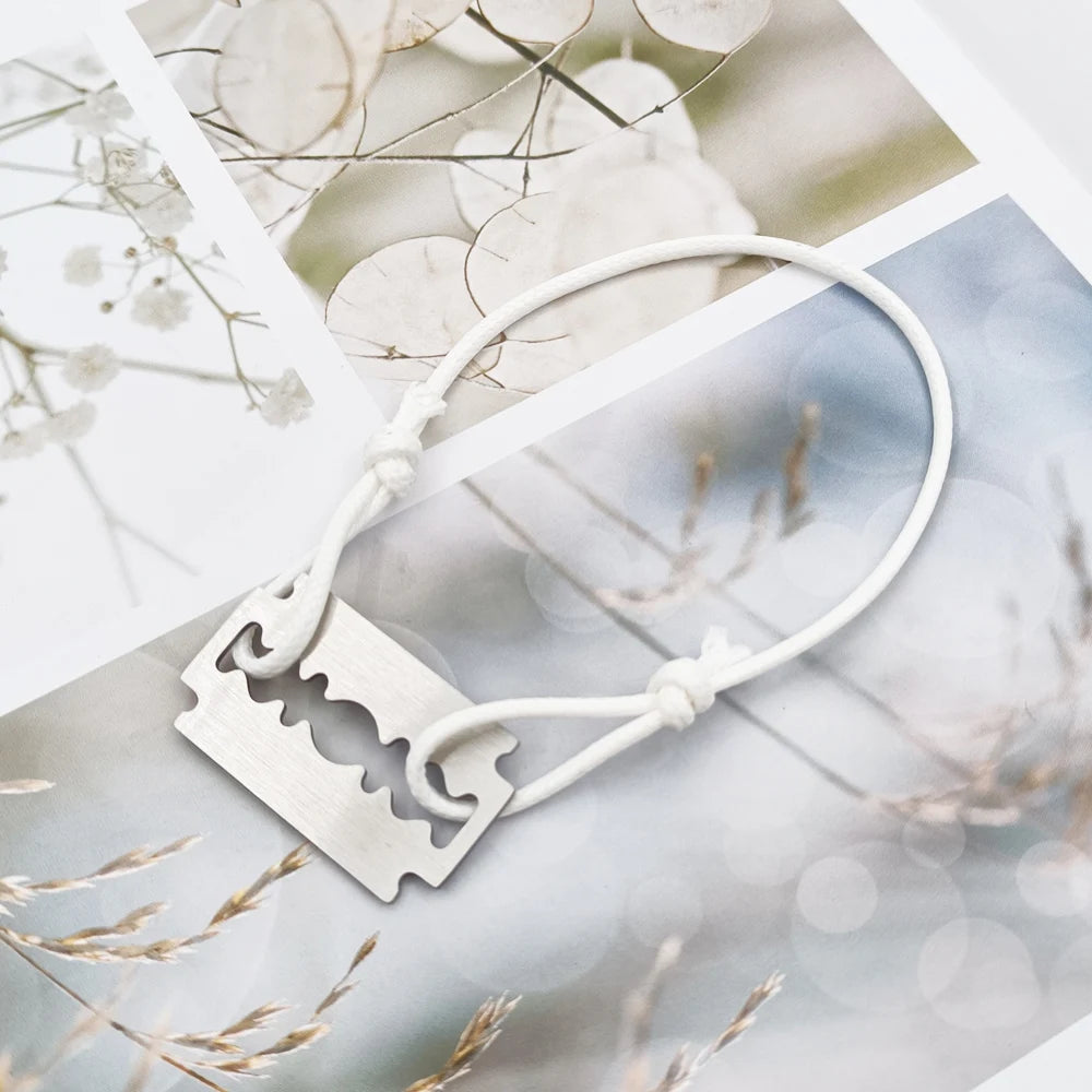 1 Stylish And Adjustable Stainless Steel Shaving Blade Bracelet With Colorful Lucky Bracelet