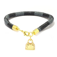 Fashionable Cow Leather Striped Bracelet Gold Exquisite Lock Pendant Elegant ✨