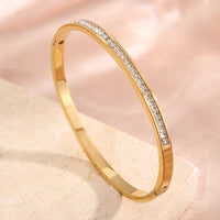 - 5/1pcs Creative Stainless Steel Four-leaf Flower Bracelet Set for Women ✨