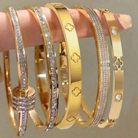 - 5/1pcs Creative Stainless Steel Four-leaf Flower Bracelet Set for Women ✨