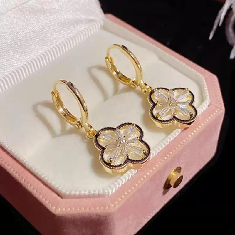 Cute Elegant Gold-Plated Copper Zircon Four-Leaf Clover Dangle Earrings ✨