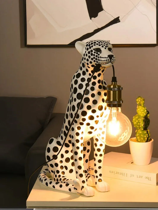 Modern Creativity Cheetah Sculpture Room Decoration Animal Figurine Model ✨✨