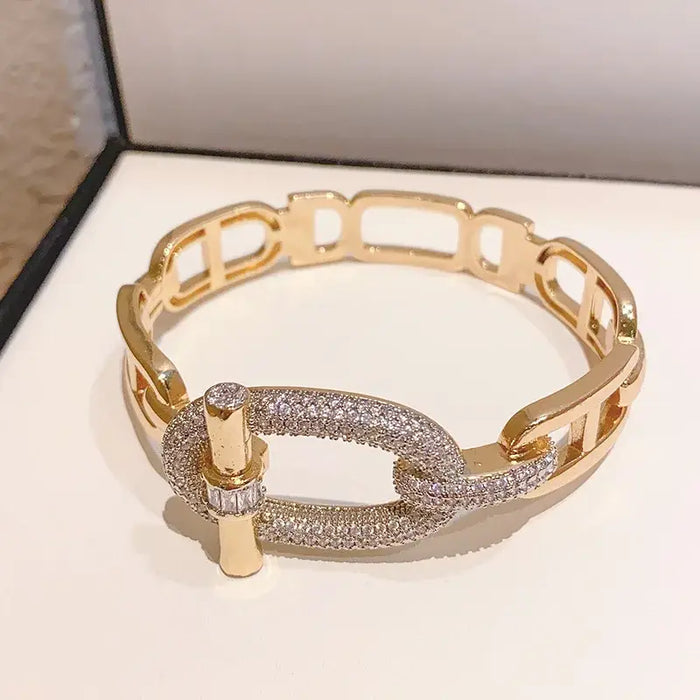 Bangle bracelet 18 k gold plated brass jewelry punk style belt court style for woman💎