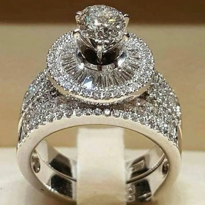  Classic Wedding Engagement Ring for Women Brilliant Cubic Zirconia 💍