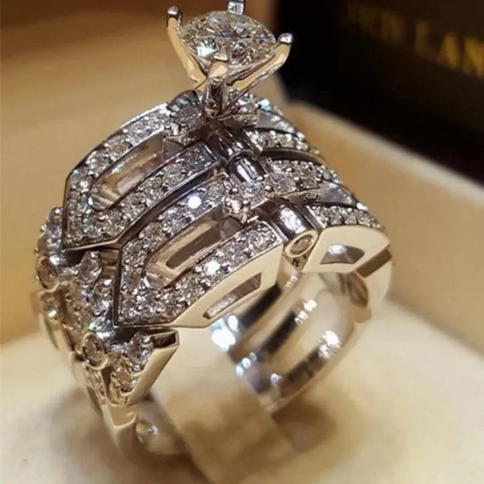  Classic Wedding Engagement Ring for Women Brilliant Cubic Zirconia 💍