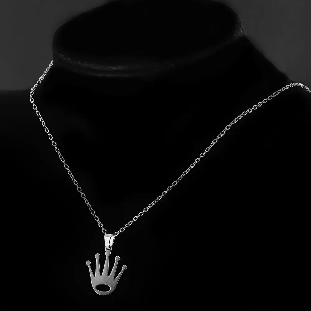 Crown Pendant Necklace 👑