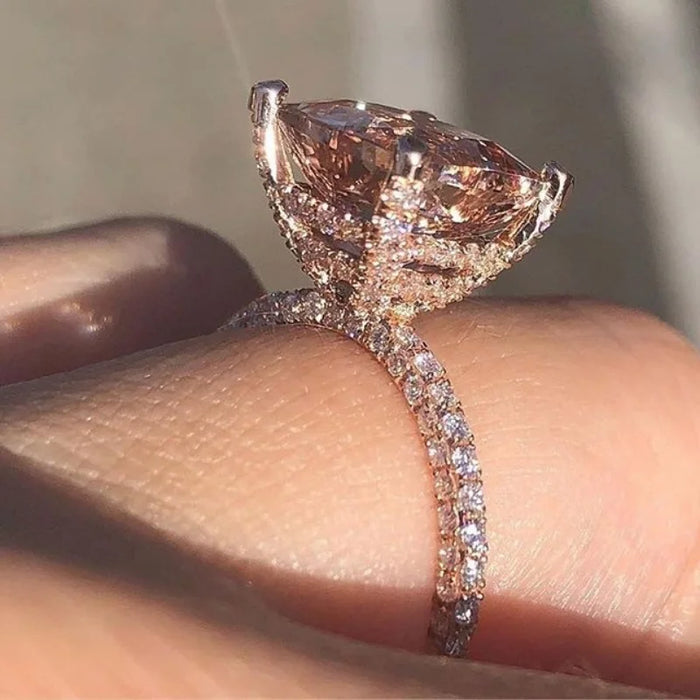 Cushion Cut Morganite  Luxury Rose Gold Ring 💍