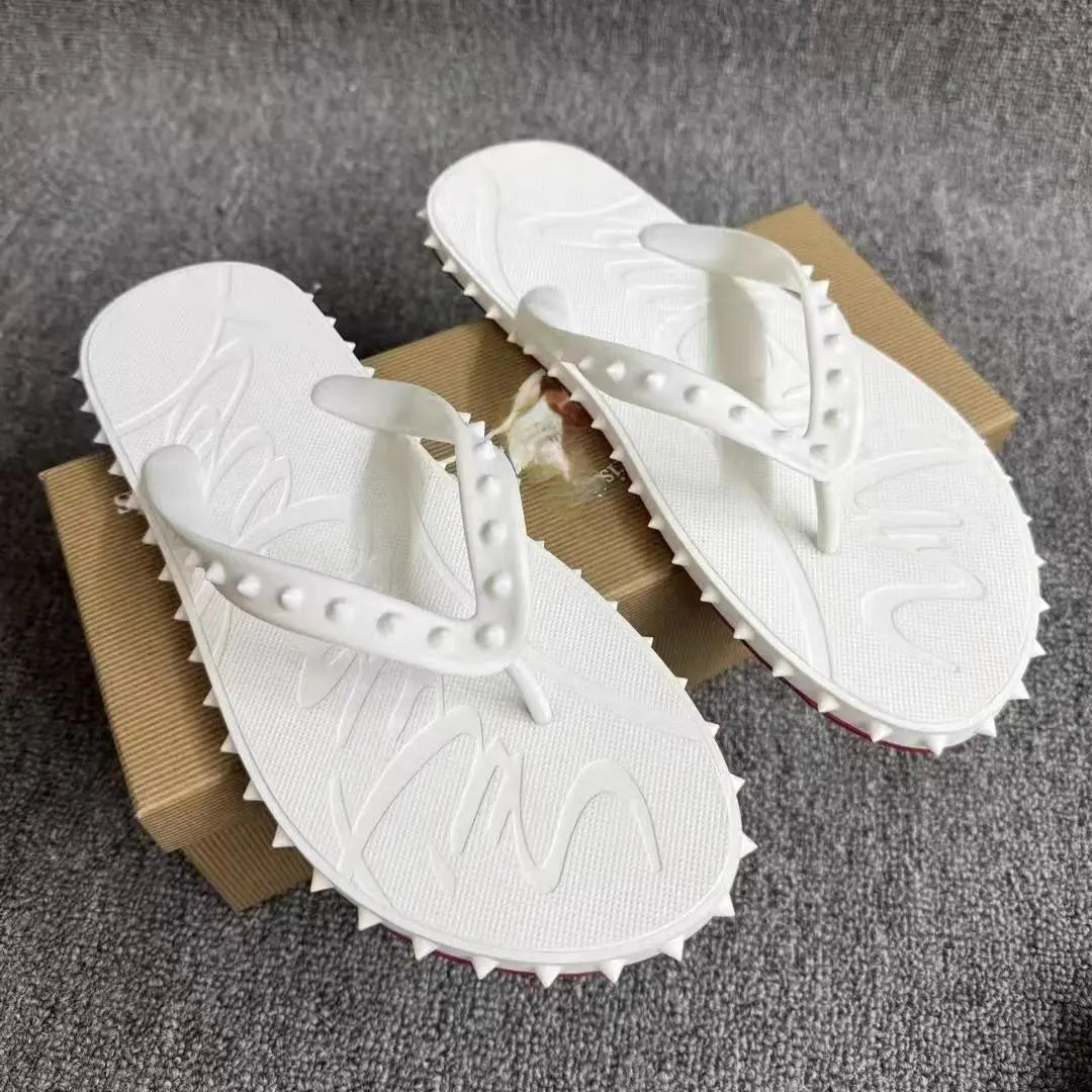 2025 Fashion Flip-Flops Beach Men and Women Same Casual Lightweight Red Slippers Summer Non-Slip