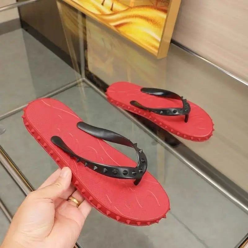 2025 Fashion Flip-Flops Beach Men and Women Same Casual Lightweight Red Slippers Summer Non-Slip
