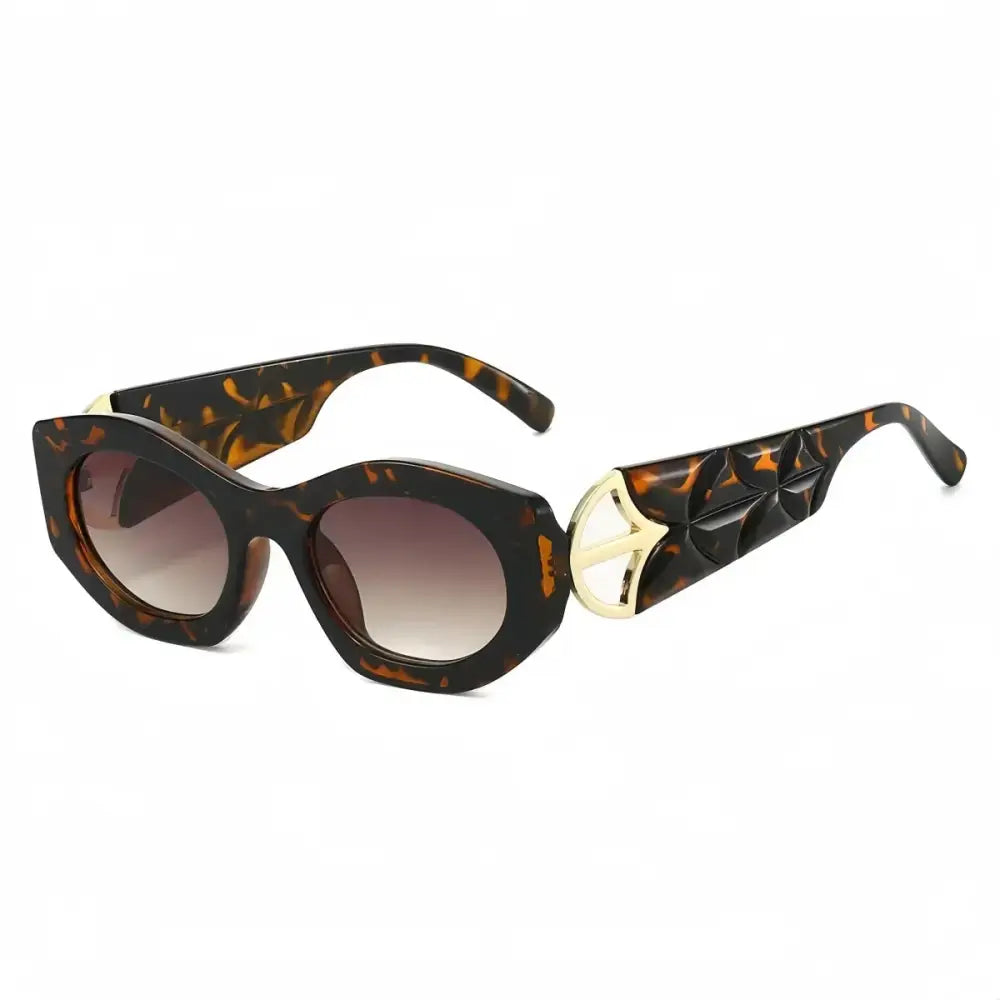 Fashion Eye Sunglasses – Summer UV400 Lightweight Eyewear 🕶️