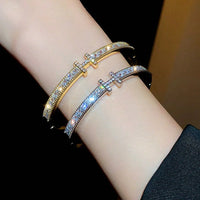 Luxurious Bracelets Suitable for Women to Wear 💎