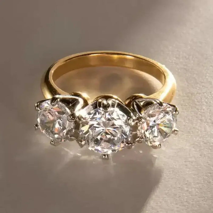 Luxury Elegant Women Rings Three Sparkling 💍