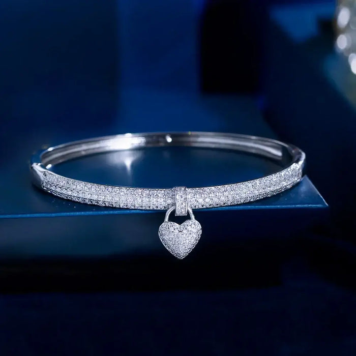Luxury Heart Shape Cubic Zirconia Bangle for Women Bracelet ✨💎