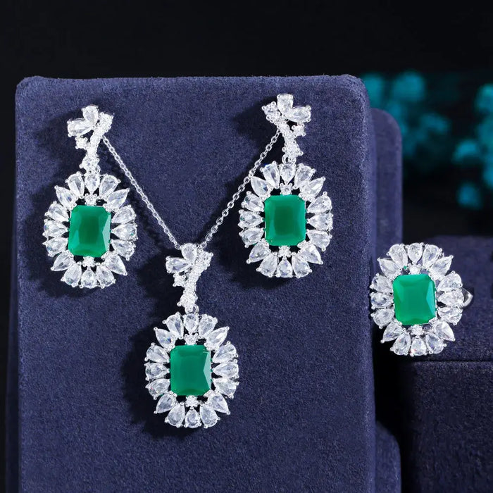 Luxury Purple & White Cubic Zirconia Jewelry Set for Women – Necklace, Earrings & Ring ✨💎