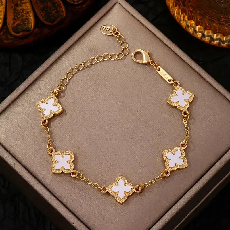 Luxury Vintage Rhinestone Four Leaf Clover Bracelet for Women✨