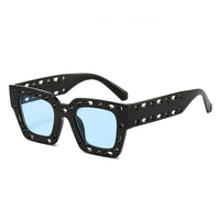 Modern Women's Sunglasses – Lightweight, Stylish & UV Protected 🕶️