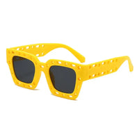 Modern Women's Sunglasses – Lightweight, Stylish & UV Protected 🕶️