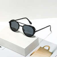 Retro Fashion Sunglasses – Unisex UV400 Sun Protection Eyewear 🕶️