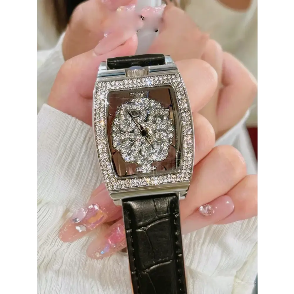 Rhinestone Detail Quartz Movement Watch ✨
