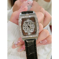 Rhinestone Detail Quartz Movement Watch ✨
