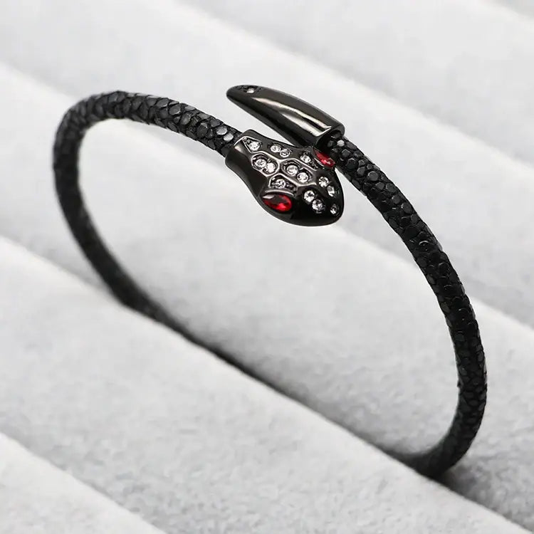Stainless steel genuine stingray leather LOVE snake head classic bracelet 💎