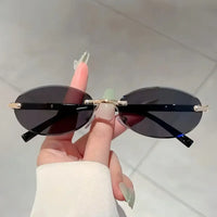 Summer Y2K Sunglasses – Stylish UV Protection & Sun Shading  🕶️
