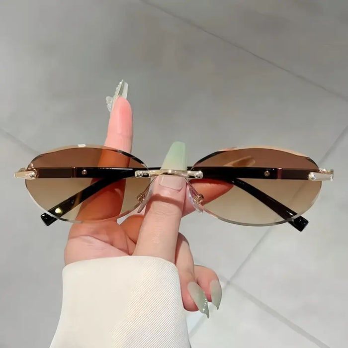 Summer Y2K Sunglasses – Stylish UV Protection & Sun Shading  🕶️