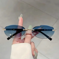 Summer Y2K Sunglasses – Stylish UV Protection & Sun Shading  🕶️